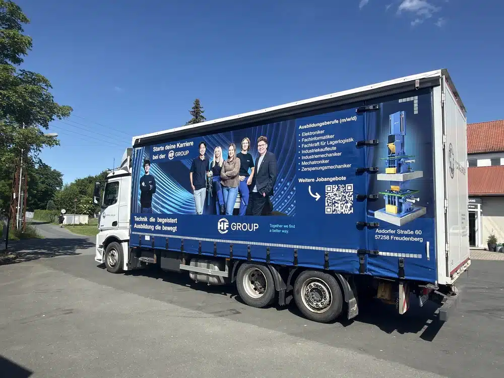 Schiebeplane LKW mit Falte_Demuth